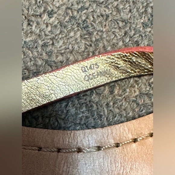 COACH Oceanna Size 7 Petel Coral Studded Metallic Flat Thong Flip Flop Sandals - Picture 14 of 16